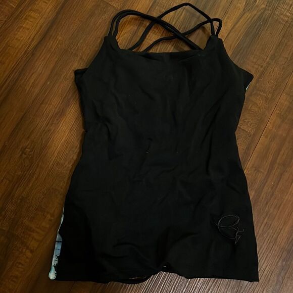 COPY - Equilibrium Activewear - Long Top - Tight Bra Athletic Wear - LIKE NEW - Picture 1 of 5